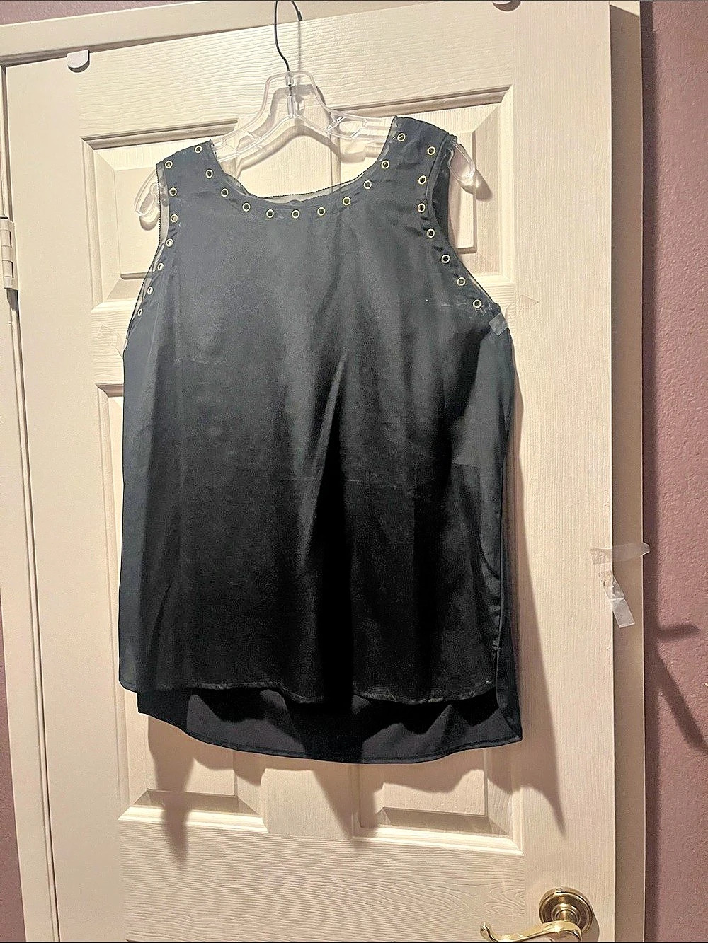 Worthington Black Eyelet Tank Top Size XL good condition